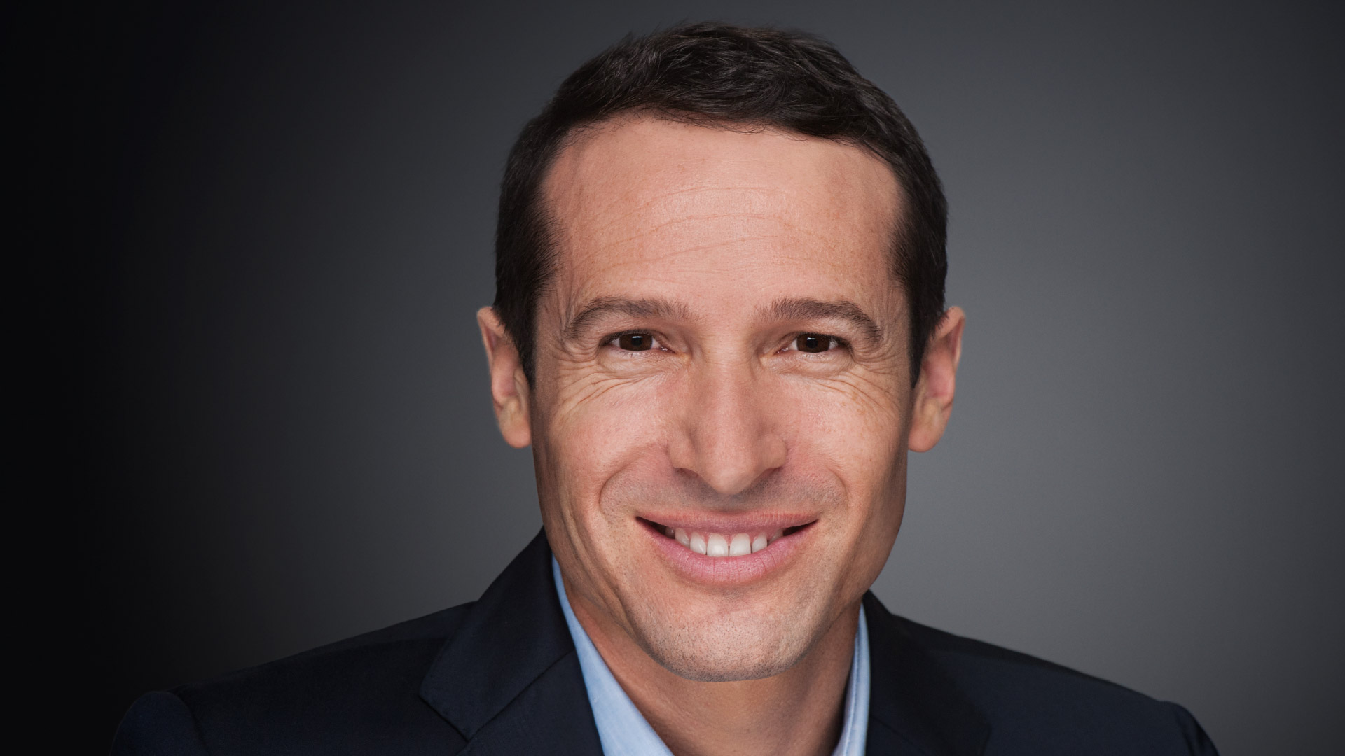 Headshot of Gregory Glass